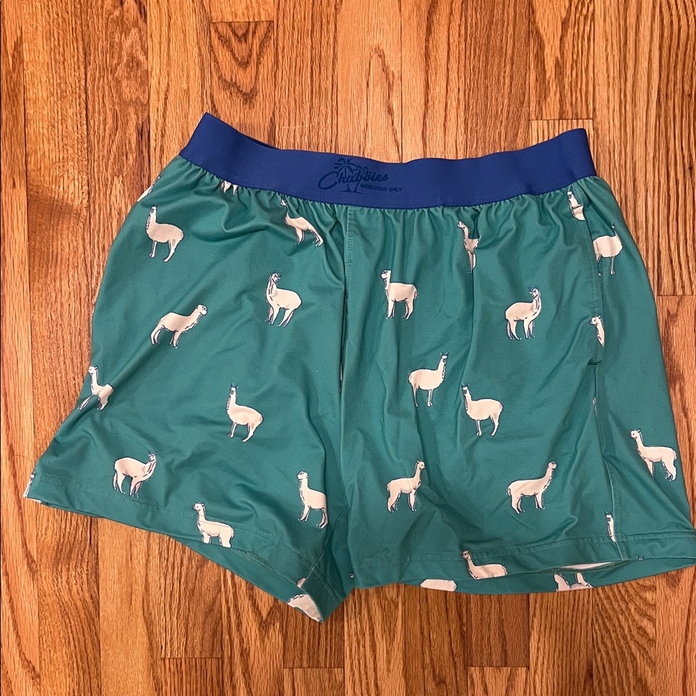 Chubbies Lounge Pajama Shorts with Llamas 5.5” inseam